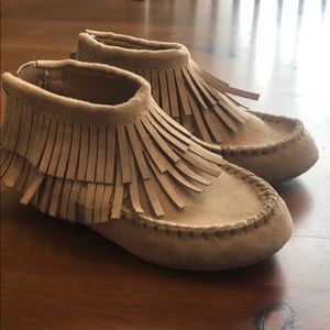 Old Navy Moccasin Booties